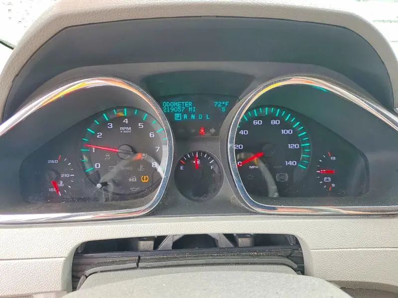 2011 CHEVROLET TRAVERSE LT  