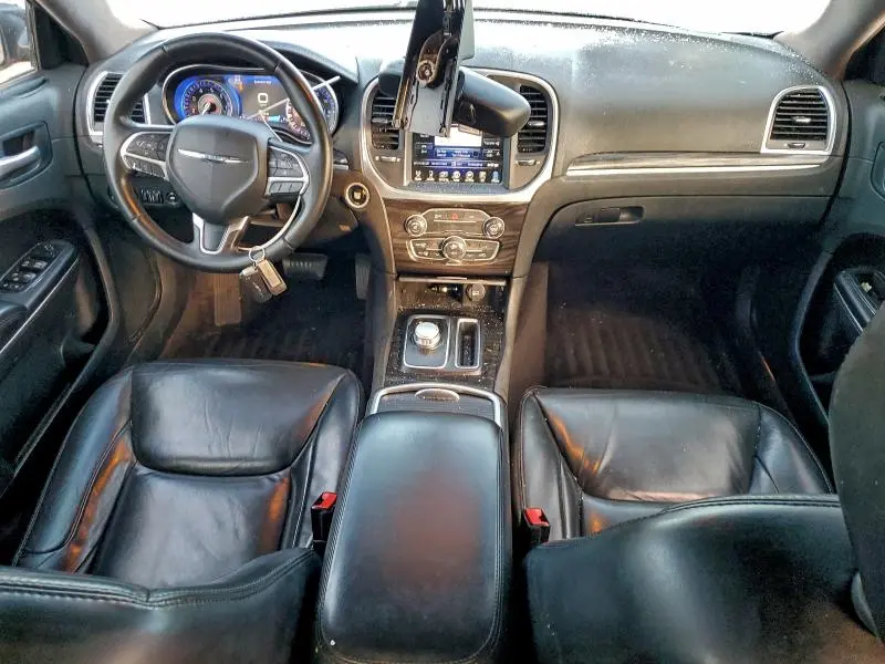 2016 CHRYSLER 300 LIMITED  