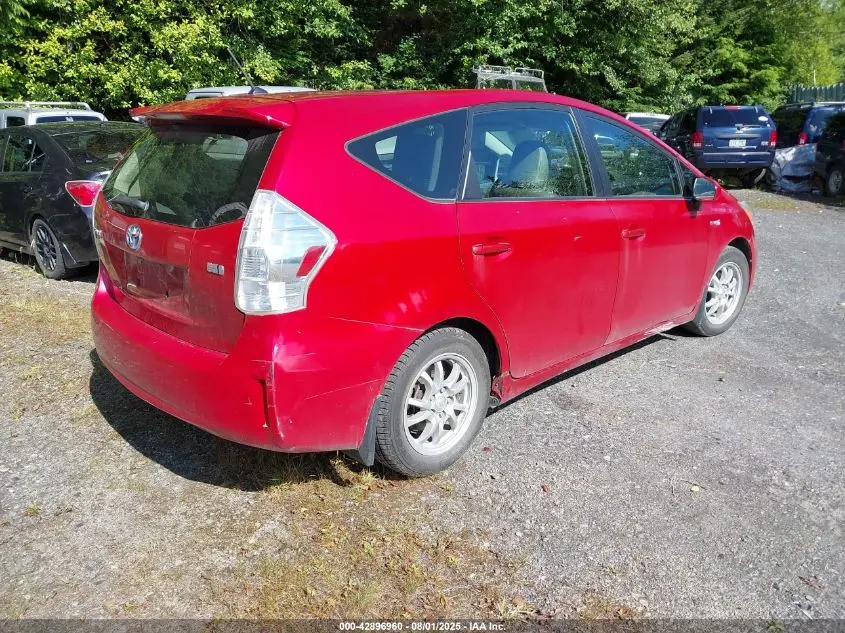 2013 TOYOTA PRIUS V TWO