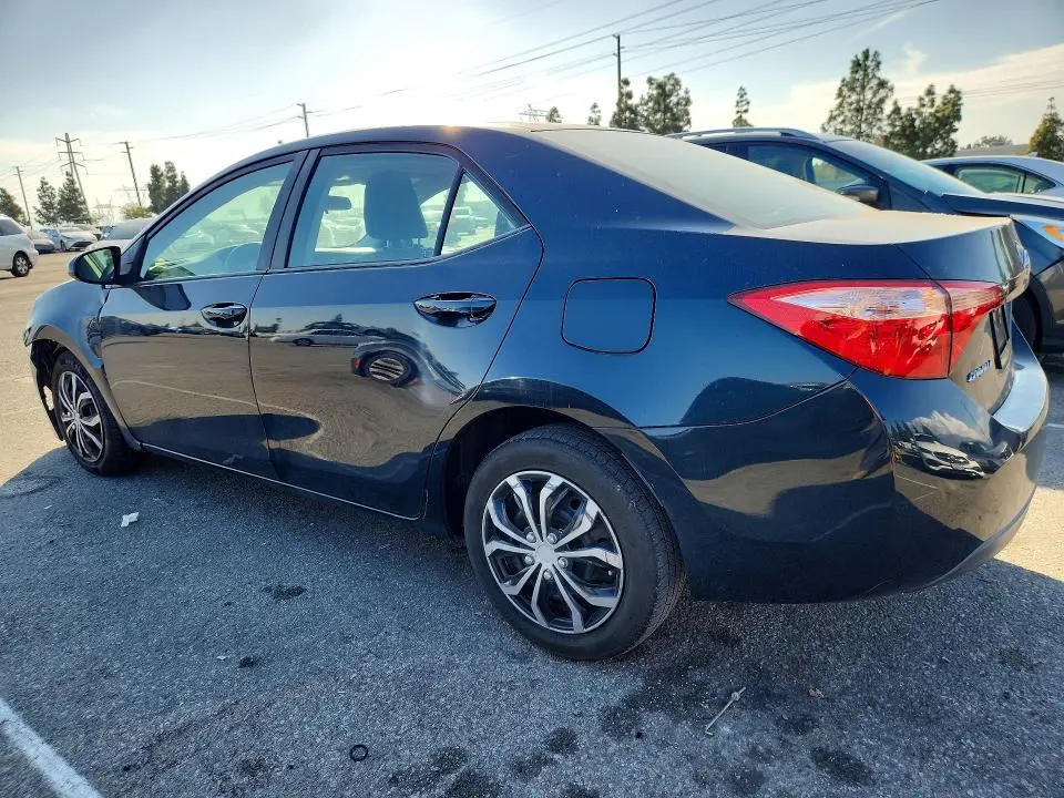 2018 TOYOTA COROLLA LE  