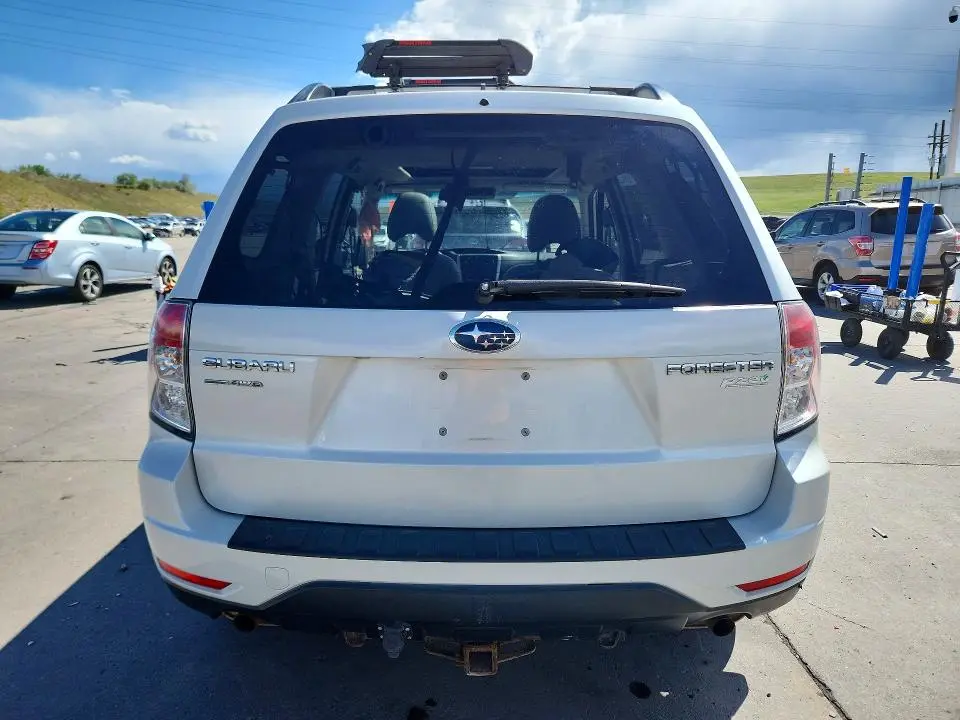 2013 SUBARU FORESTER 2.5X PREMIUM  
