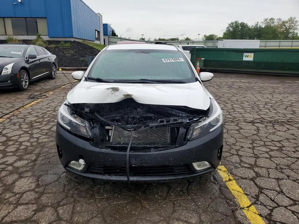 2018 KIA FORTE LX  