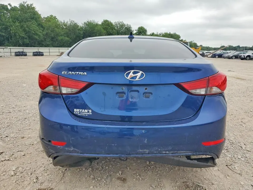 2015 HYUNDAI ELANTRA SE  