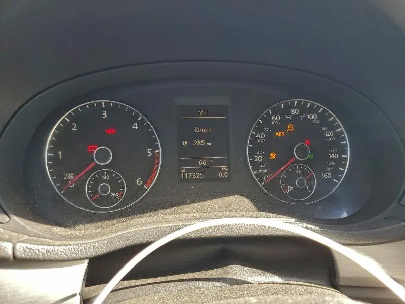 2014 VOLKSWAGEN PASSAT SE  