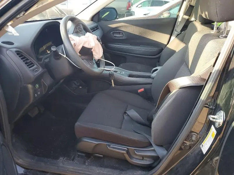 2017 HONDA HR-V LX  