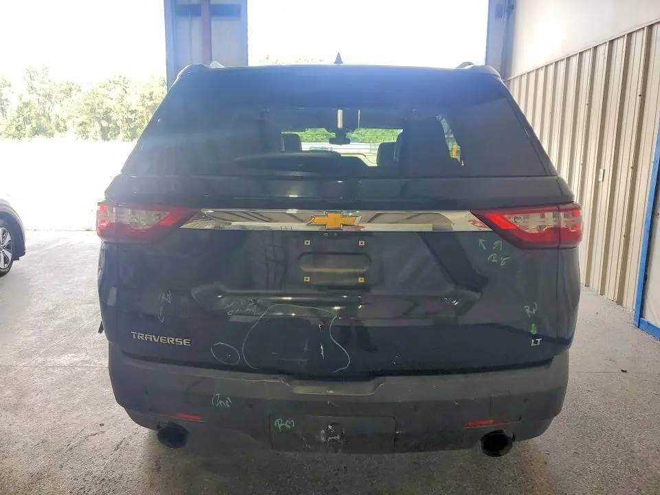 2020 CHEVROLET TRAVERSE LT  