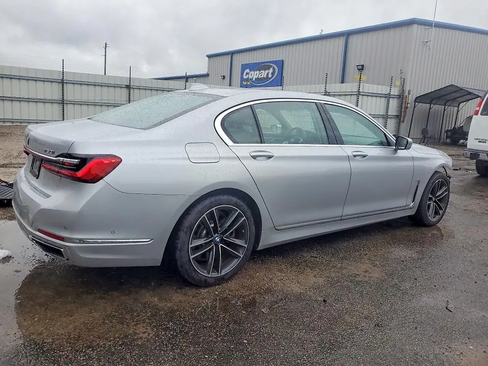 2020 BMW 750 XI  