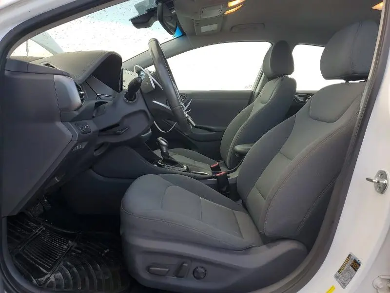 2021 HYUNDAI IONIQ SEL  