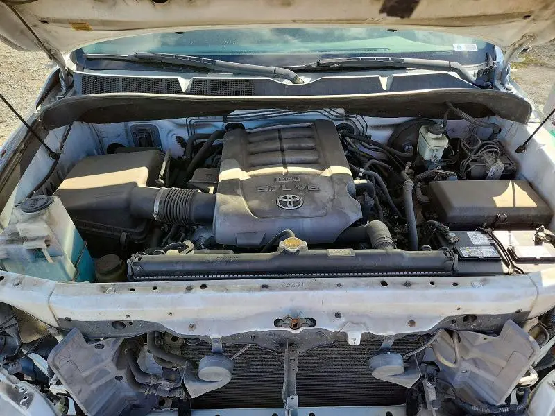 2010 TOYOTA TUNDRA CREWMAX SR5  