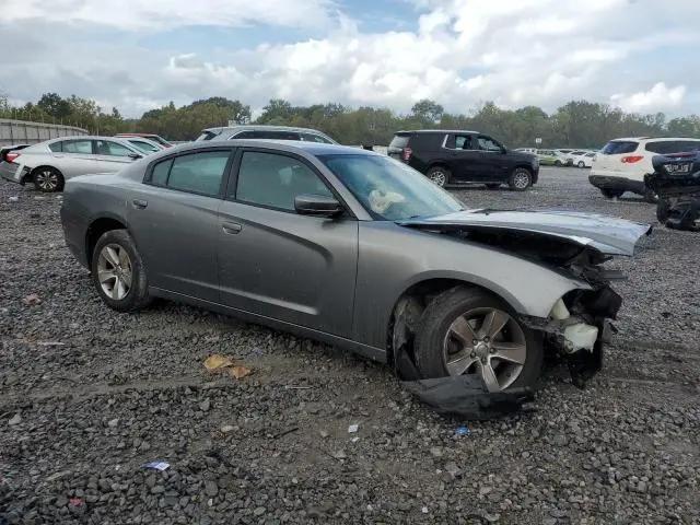 2012 DODGE CHARGER SE  
