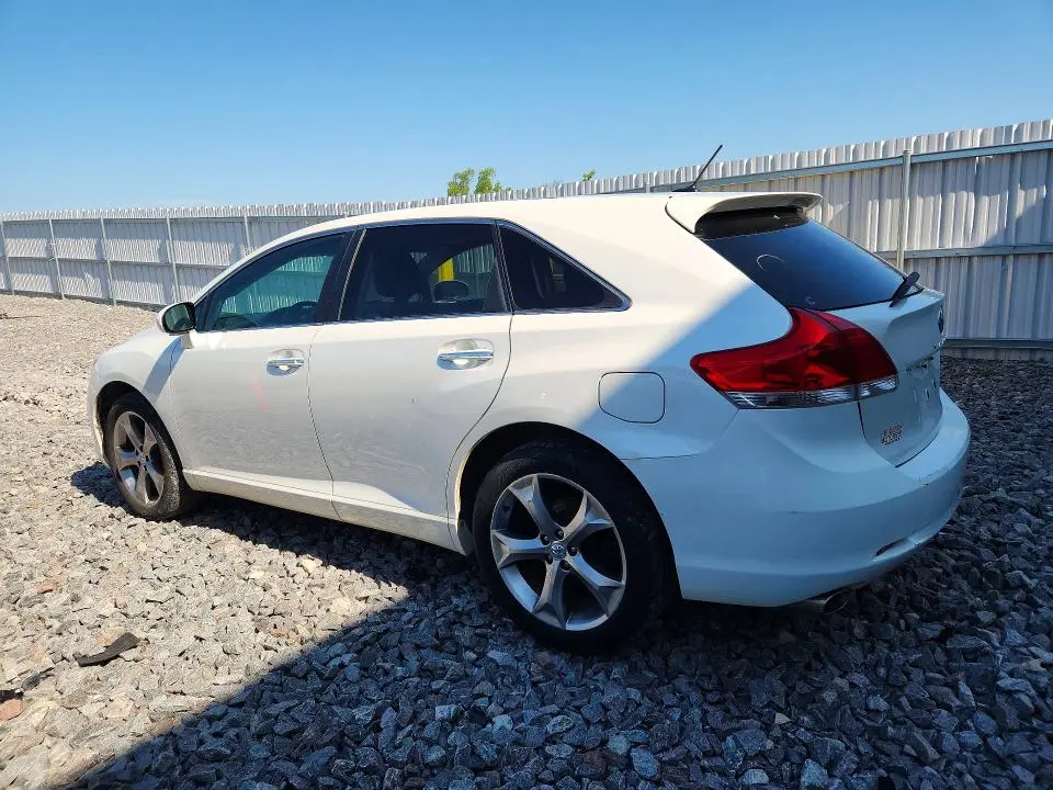 2011 TOYOTA VENZA AWD V6  