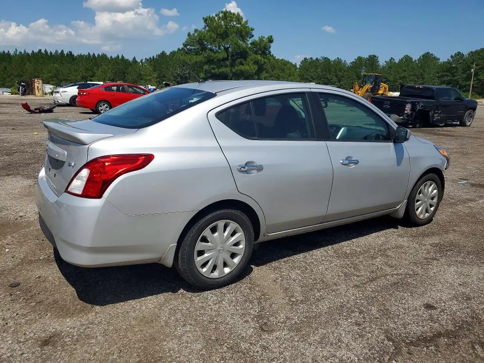 2016 NISSAN VERSA 1.6 SV  