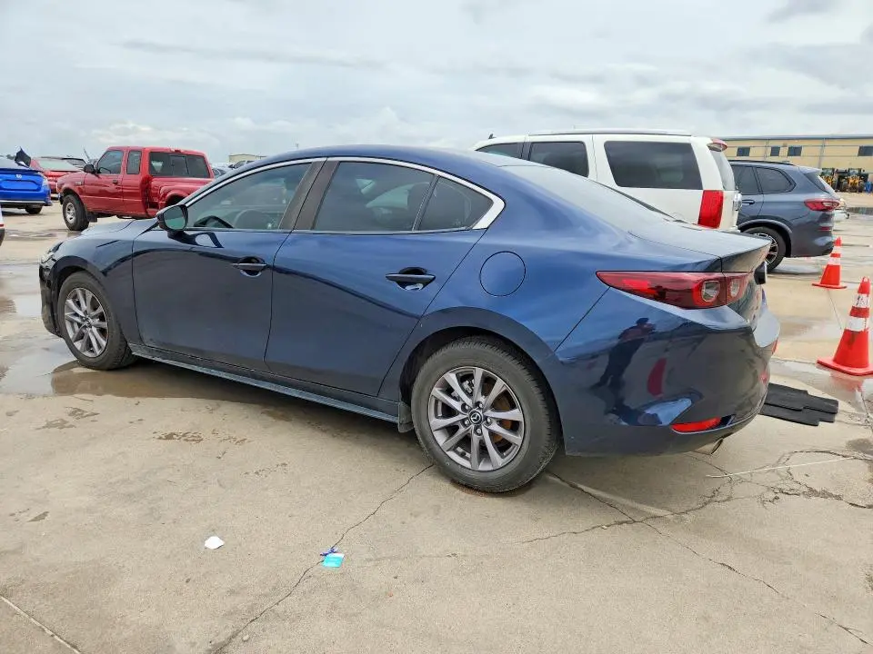 2022 MAZDA 3   