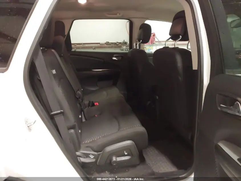 2019 DODGE JOURNEY SE VALUE PACKAGE