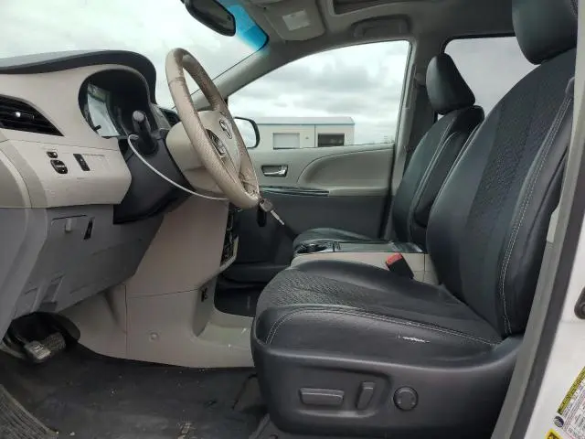 2014 TOYOTA SIENNA SPORT  