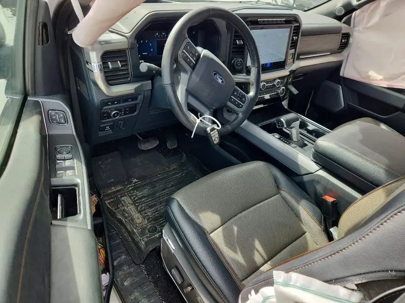 2024 FORD F150 LARIAT  