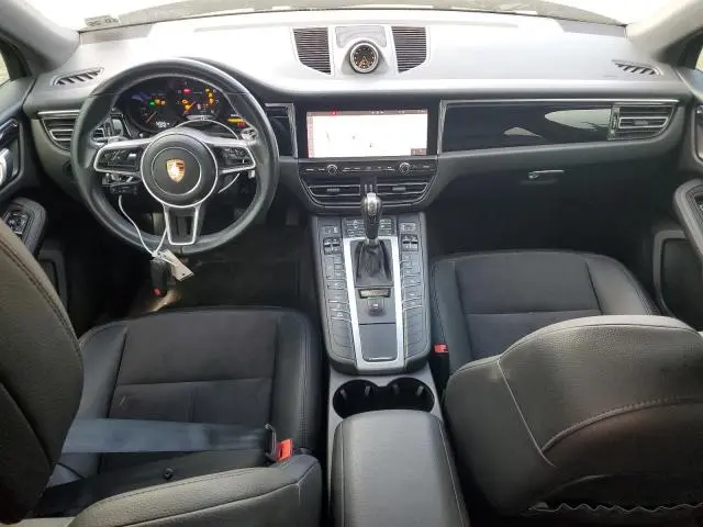 2021 PORSCHE MACAN   