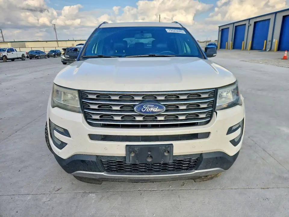 2016 FORD EXPLORER XLT  