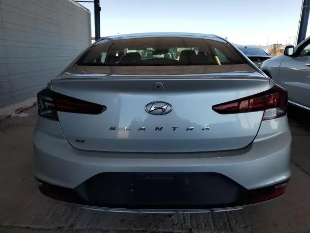 2020 HYUNDAI ELANTRA SE  