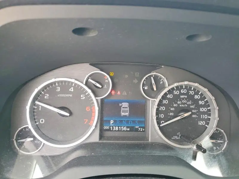 2016 TOYOTA TUNDRA CREWMAX SR5  