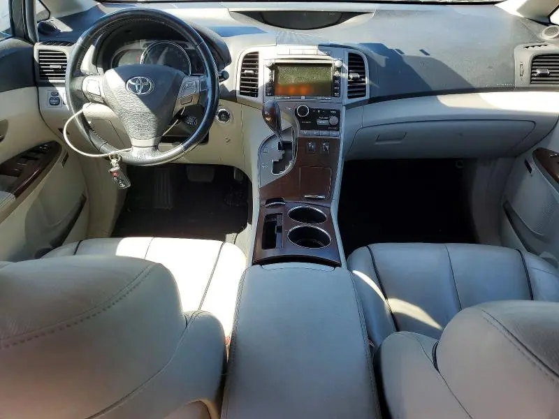 2011 TOYOTA VENZA AWD V6  