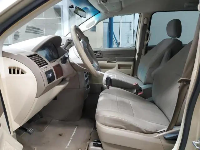 2010 CHRYSLER TOWN & COUNTRY LX  