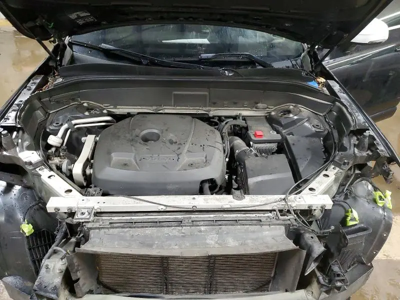 2018 VOLVO XC90 T5  
