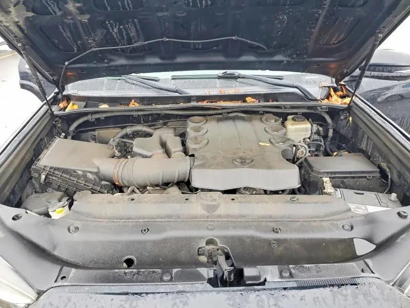 2014 TOYOTA 4RUNNER SR5  