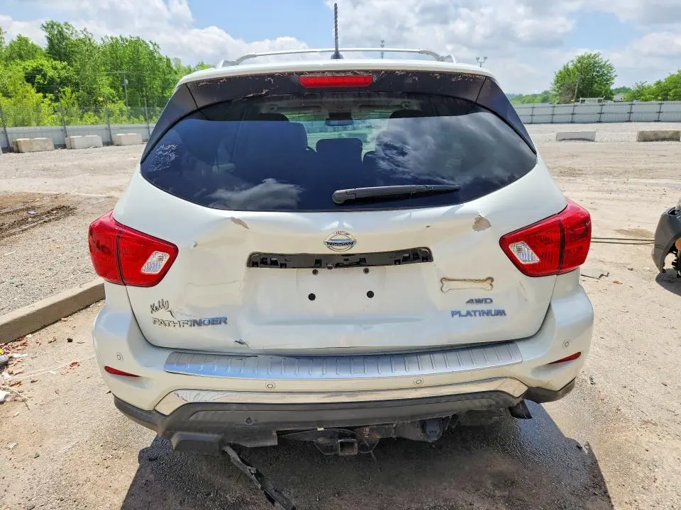 2017 NISSAN PATHFINDER PLATINUM  