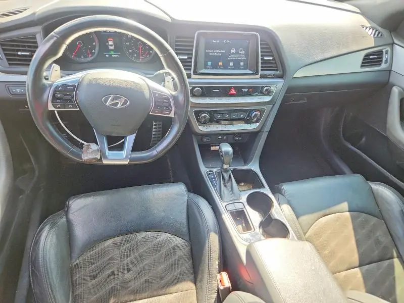 2018 HYUNDAI SONATA SPORT  