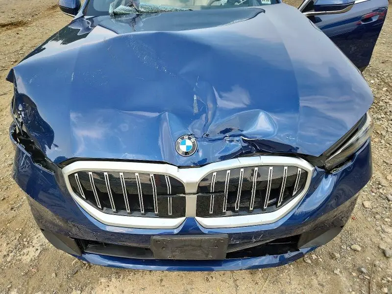 2024 BMW 530 XI  