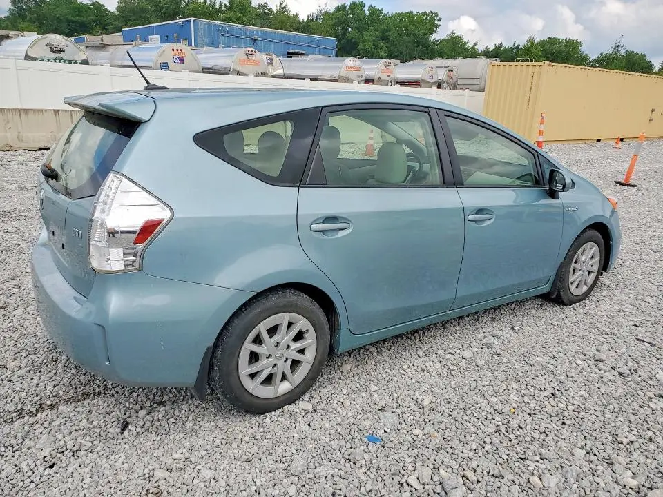 2014 TOYOTA PRIUS V THREE  
