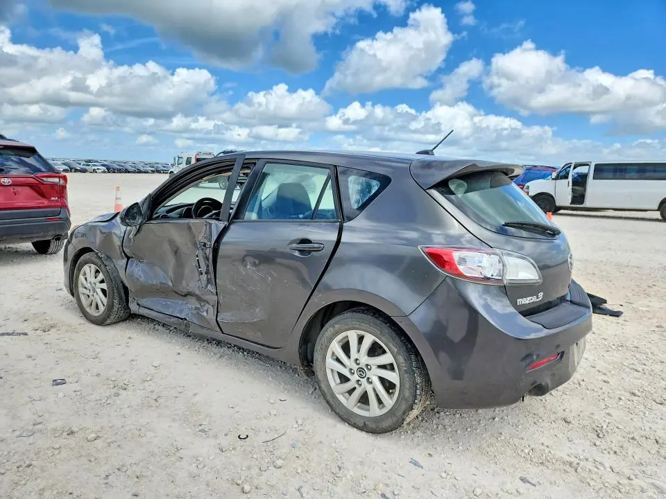 2013 MAZDA 3 I  