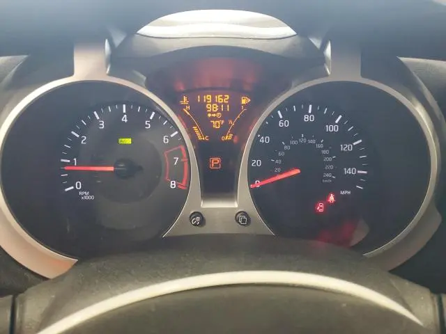 2014 NISSAN JUKE S