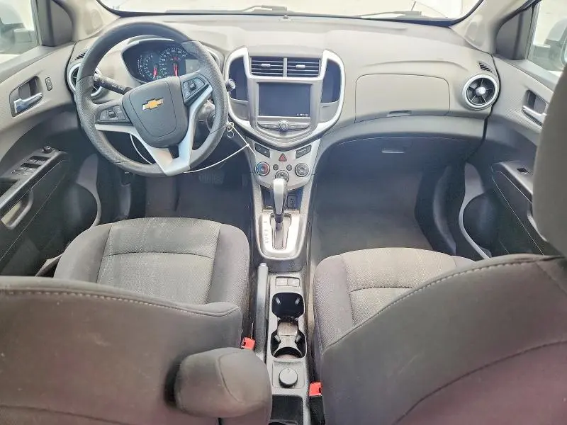 2020 CHEVROLET SONIC LT  