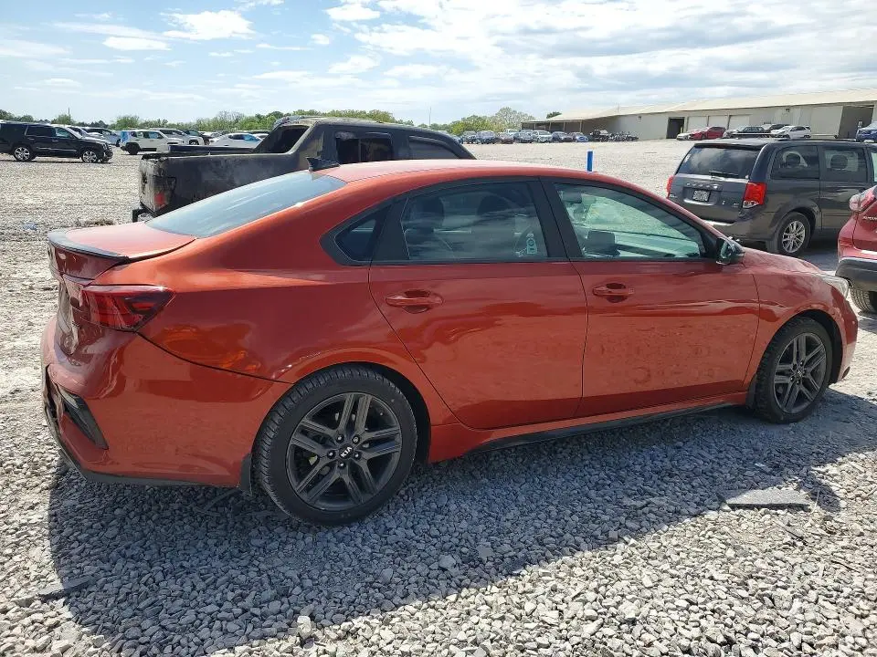 2021 KIA FORTE GT LINE  