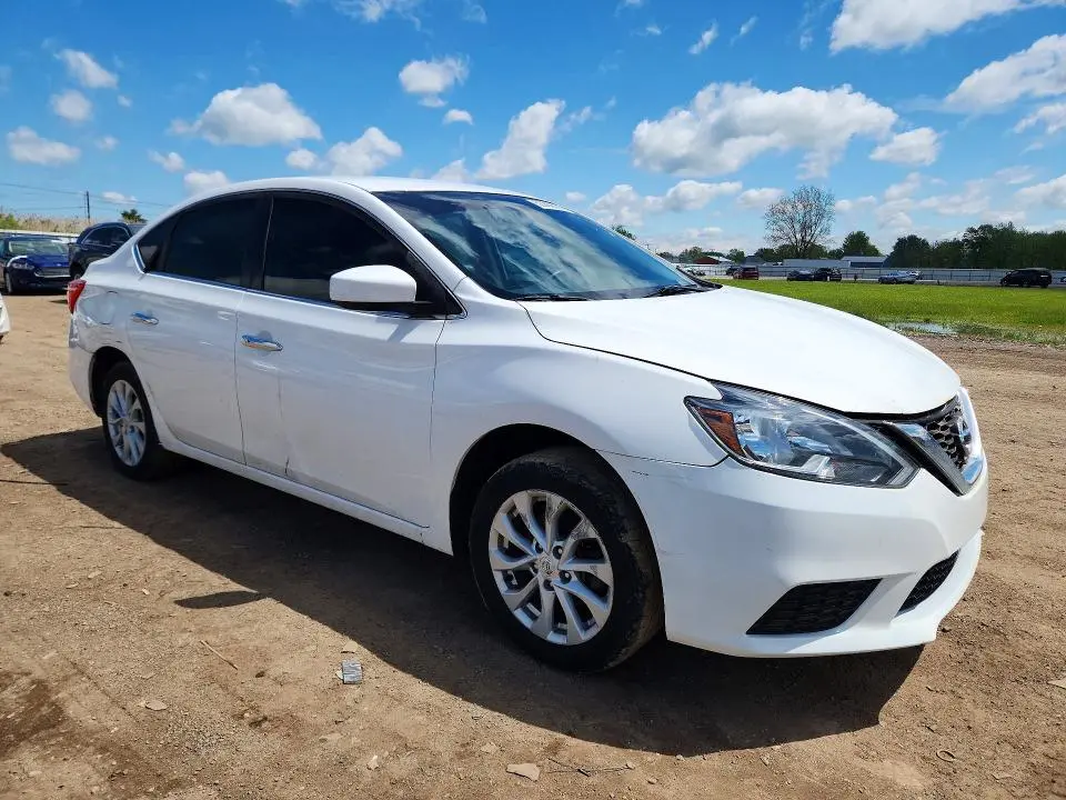 2019 NISSAN SENTRA SV  