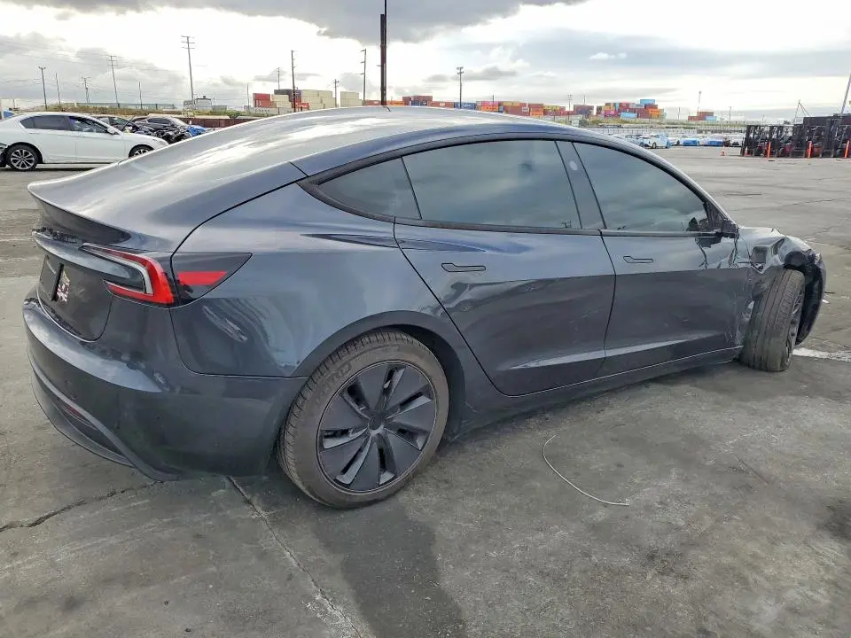 2025 TESLA MODEL 3   