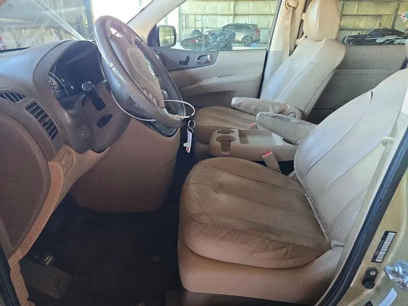 2011 KIA SEDONA EX  