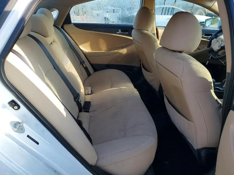 2011 HYUNDAI SONATA GLS  