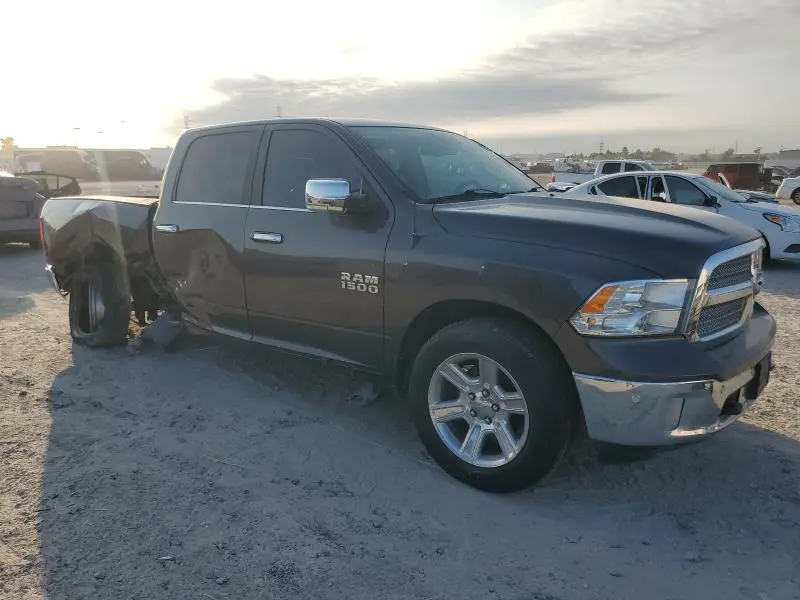 2017 RAM 1500 SLT