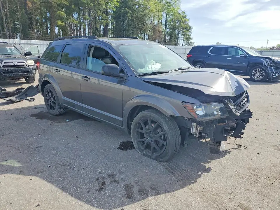 2015 DODGE JOURNEY SXT  
