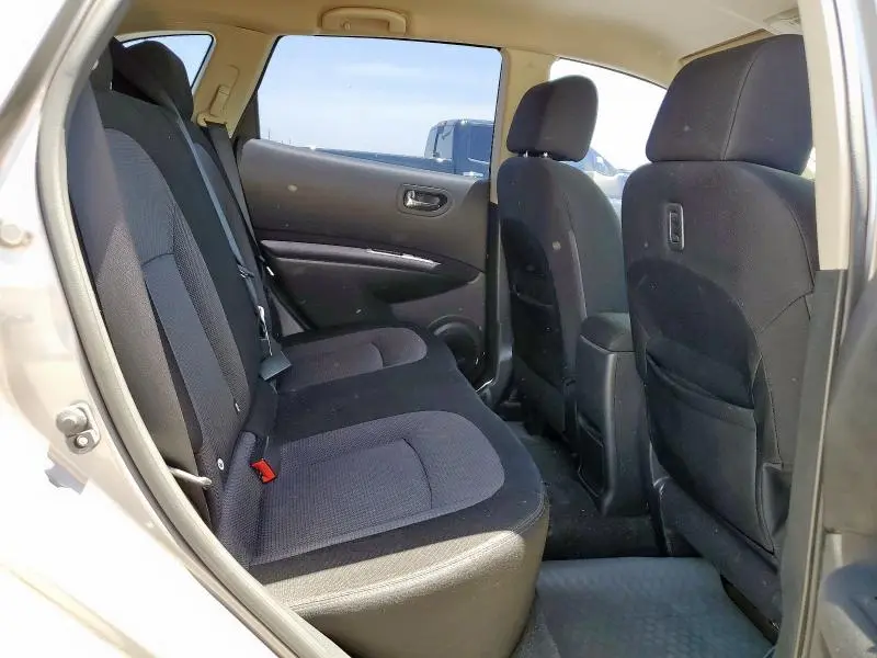 2012 NISSAN ROGUE S  