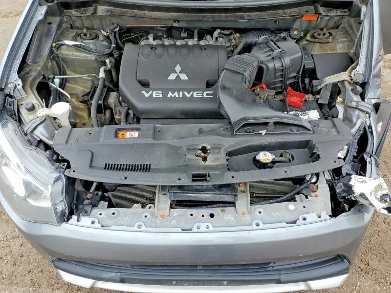 2015 MITSUBISHI OUTLANDER GT  