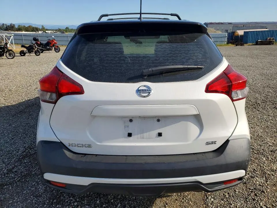 2019 NISSAN KICKS SR  