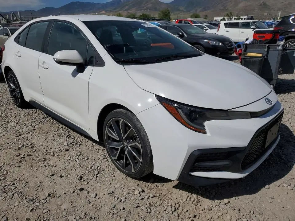 2020 TOYOTA COROLLA SE  