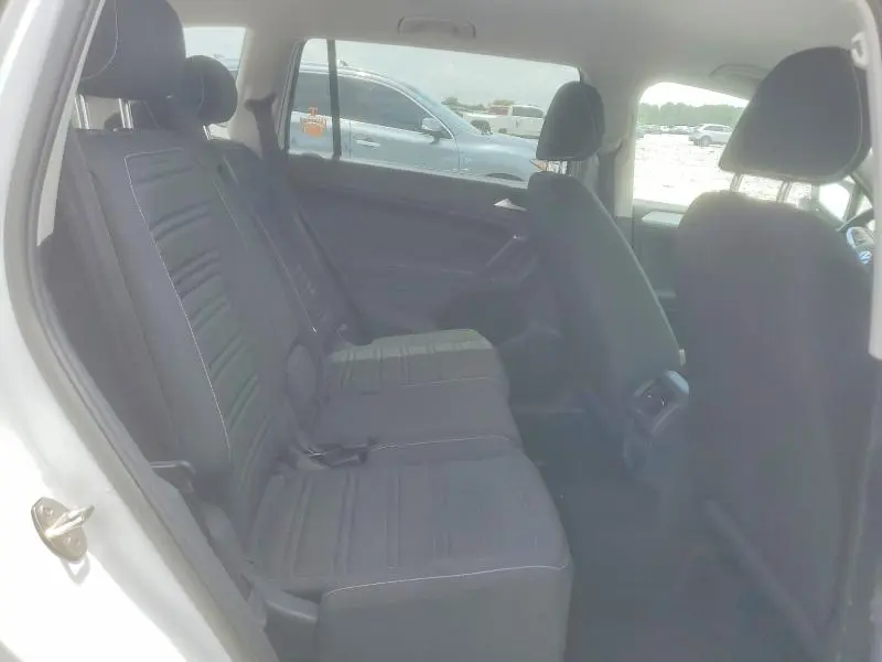 2022 VOLKSWAGEN TIGUAN S  