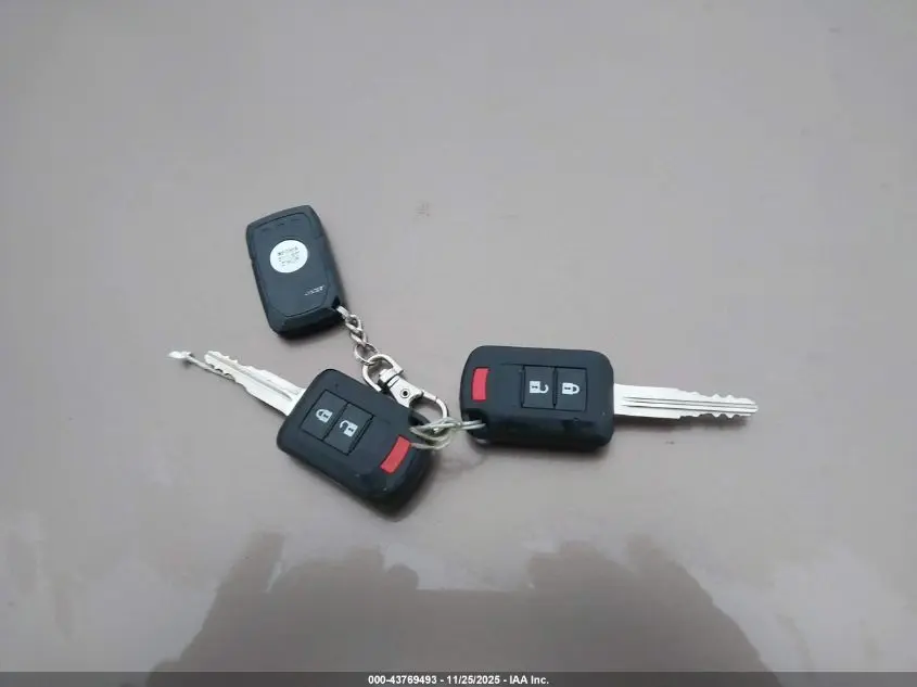 2018 MITSUBISHI ECLIPSE CROSS ES