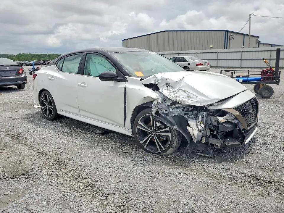 2020 NISSAN SENTRA SR  