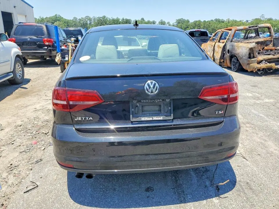 2016 VOLKSWAGEN JETTA SPORT  